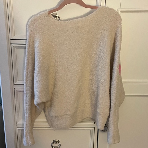 Cozy Pink Heart Sweater - Picture 5 of 9